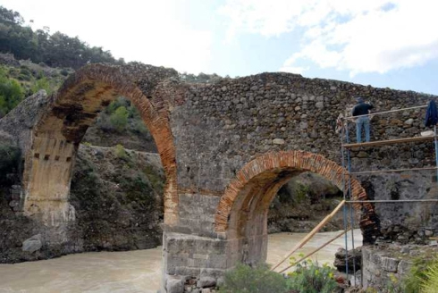 Tarihi Akköprü Detay Görünüm 1